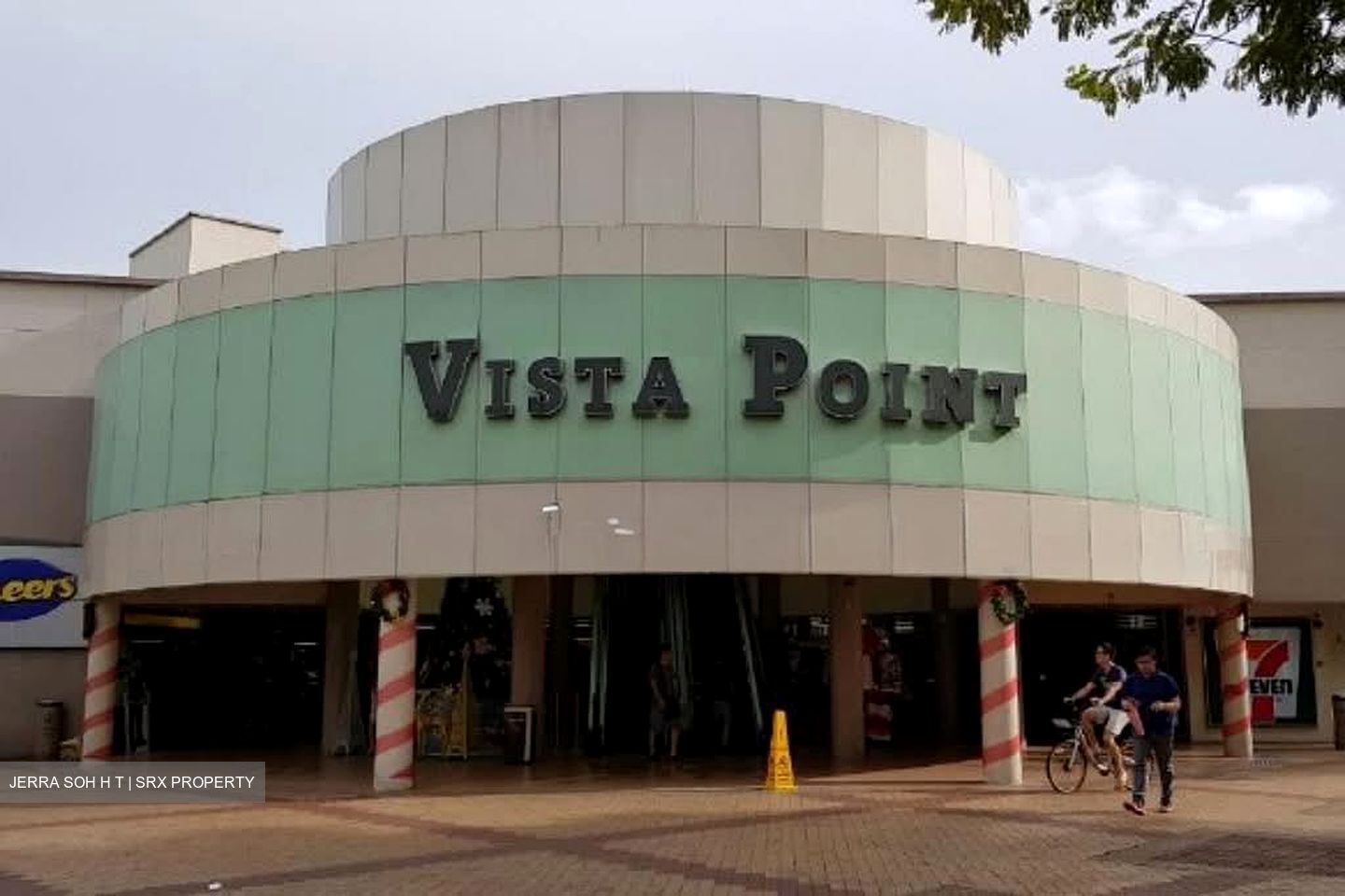 Vista Point (D25), Retail #569582081